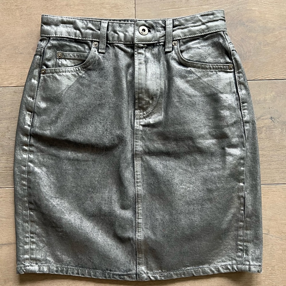 NWT Anthropologie Pilcro size 6 metallic denim